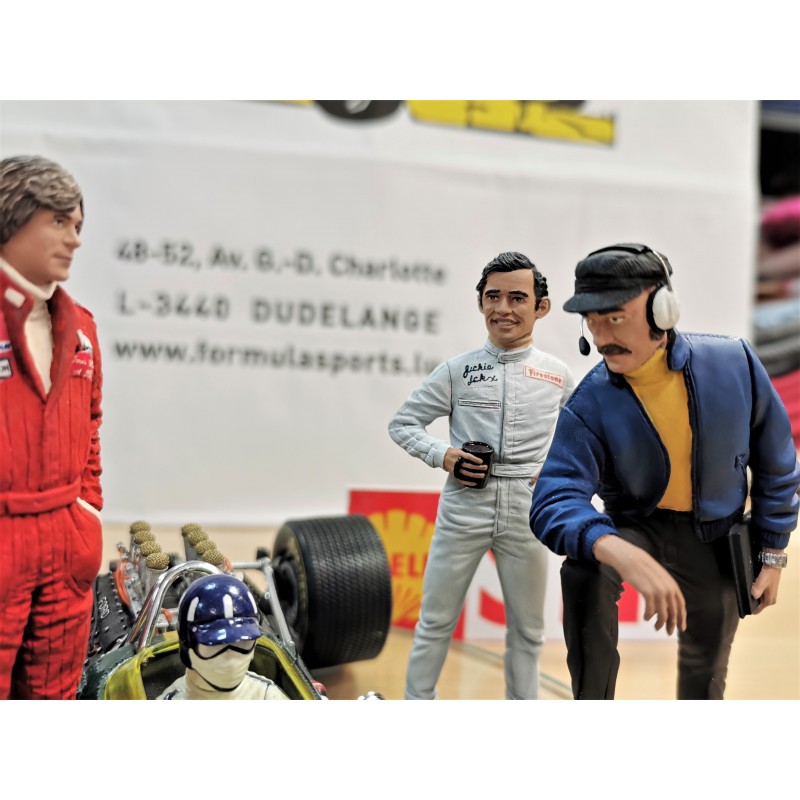4  FIGURINES  1/43  SET 151  COLIN  CHAPMAN  VROOM  UNPAINTED  FOR  SPARK 